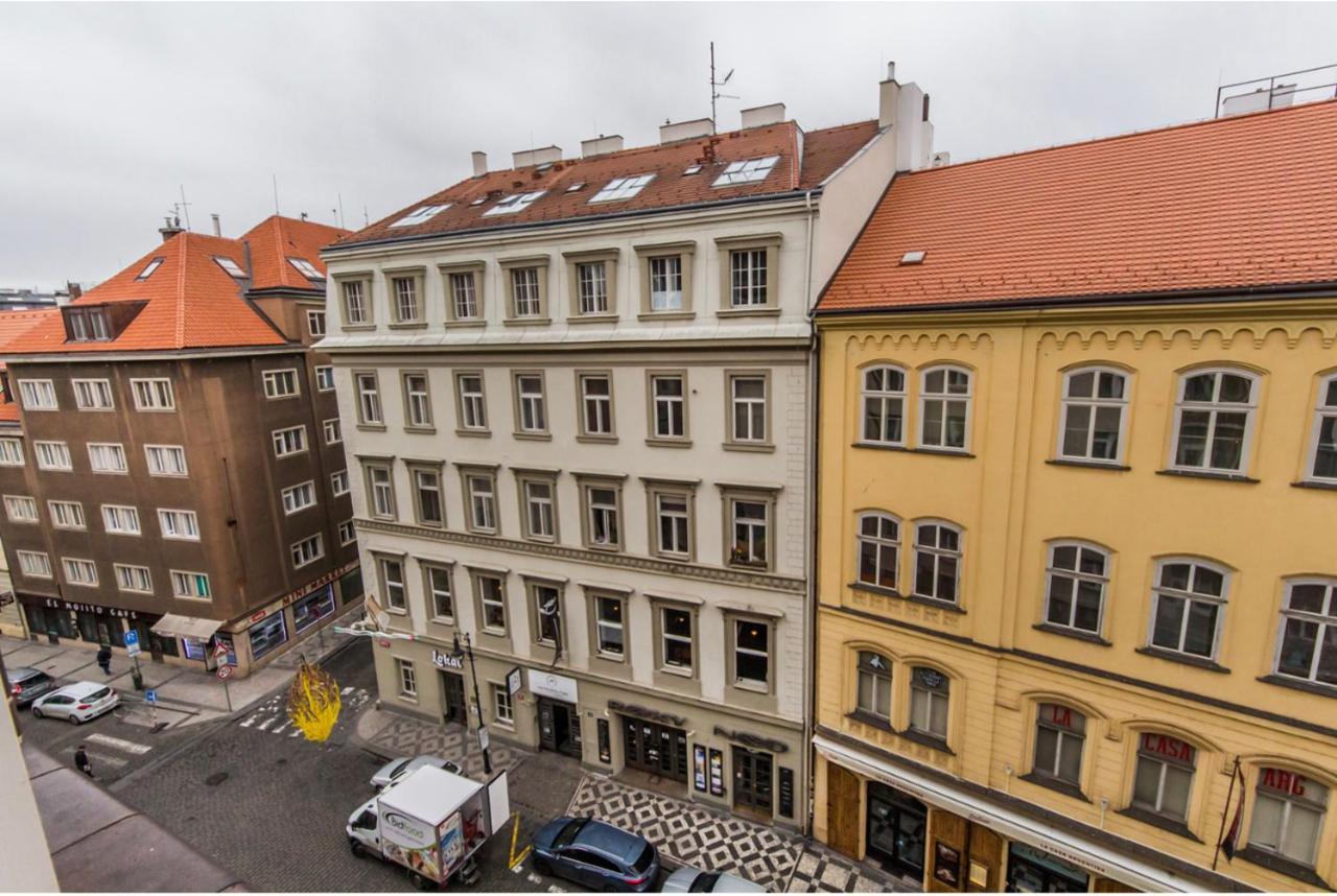 Cosy Flat In The Heart Of Prague Apartment Ngoại thất bức ảnh